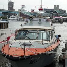 後に見えるのがベイサイドプレイスです．