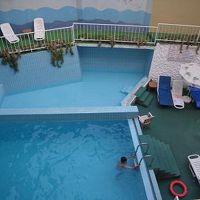 ちょっとしたプールもありました