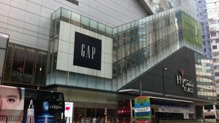 大きなショッピングモール