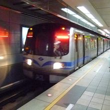 地下鉄 (MRT)