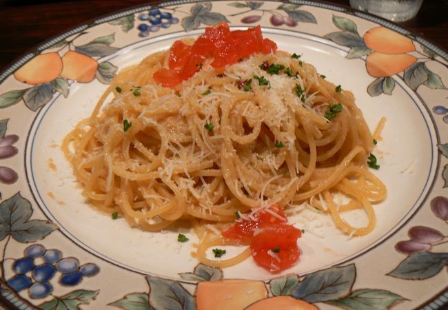 きびきびとしたサービスが心地よく、どれを食べても美味しい