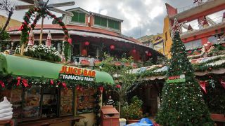 アウトレットモールです。