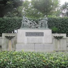 無邪気な子ども達が痛ましく思えます