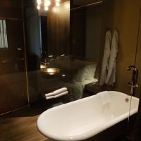 ベッド側から。