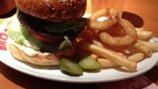 チリはもっと辛いものを希望します