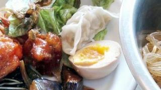 ヨンさまブームが過ぎ去った今、空いてて穴場の９８０円バイキング！