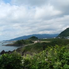 北西側の風景（日本海と白神山地が見渡せます）
