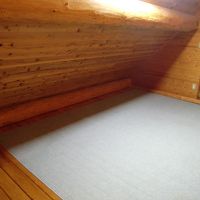 二階、奥の部屋、さらにその奥には布団部屋が。