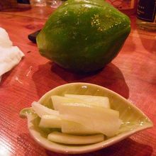 パパイヤの酢漬け