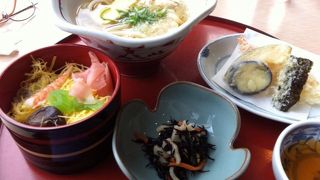 商談の途中でほっと一息できるお食事処