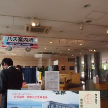 羽後交通の路線バスを利用するのが便利!