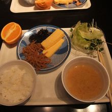 ２人で１万円にいただける朝食としては申し分なしでした