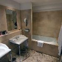 大きなバスタブ