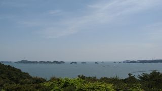 塩釜湾と松島湾の双方が望める