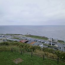 宗谷岬を見下ろします。 