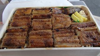 休日は行列覚悟で