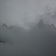 ヨーロッパ大陸の最高峰モン・ブランはあいにくの荒天でした