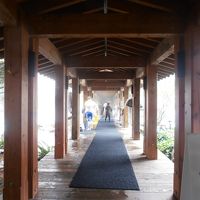 二つの露天風呂の間にある通路