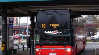 ポーランド(ワルシャワやヴロツワフ・クラクフ・ポズナニ・ウゥチ)へ空港から直接私営バス『Polskibus』 で行けます