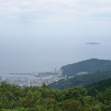 海が眺望できます。