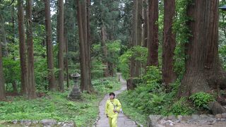山頂には「三神合祭殿」があります