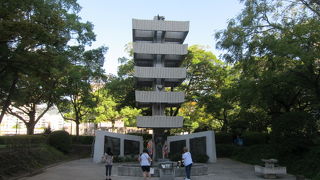 原爆死した6,000人近い動員学徒を慰霊する塔