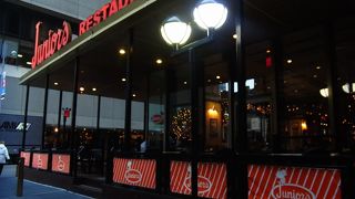 ここでチーズケーキを食べる！！