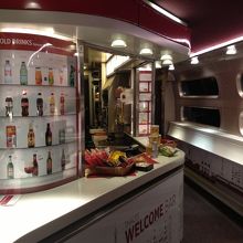 立ち飲みみたいな形です