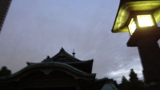 本堂は、湯島聖堂を造った伊東忠太氏の設計だそうです。