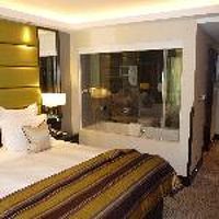 部屋は広くて快適