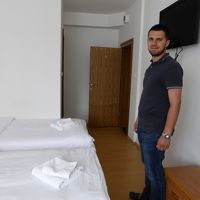 案内してくれたお兄さんと