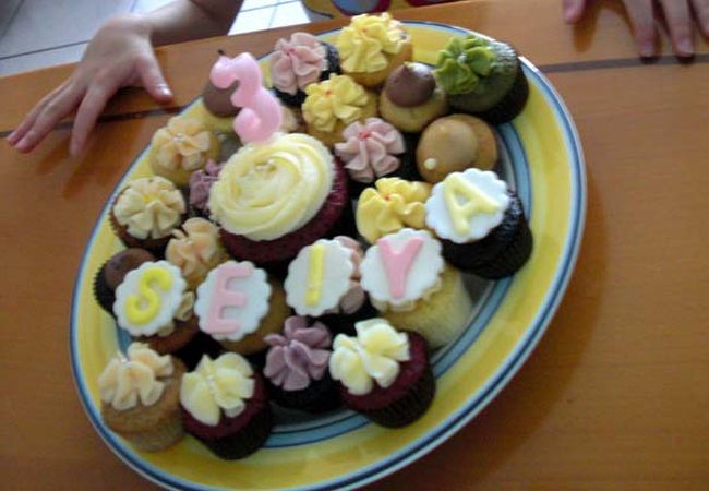 Les Bebes Cupcakery (貝貝西點) (青田店)