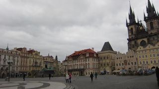 朝から人がいます