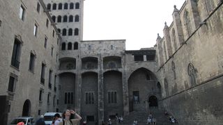 ゴシック地区にある