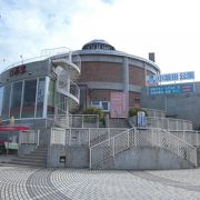 プールも隣接されている道の駅