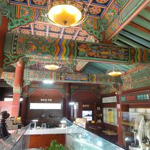 郵便窓口もありますが