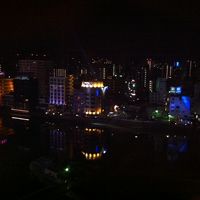 部屋からの中州の夜