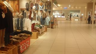 すでにショップ内は秋物でした