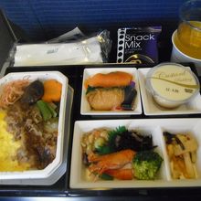 関空→上海 の機内食