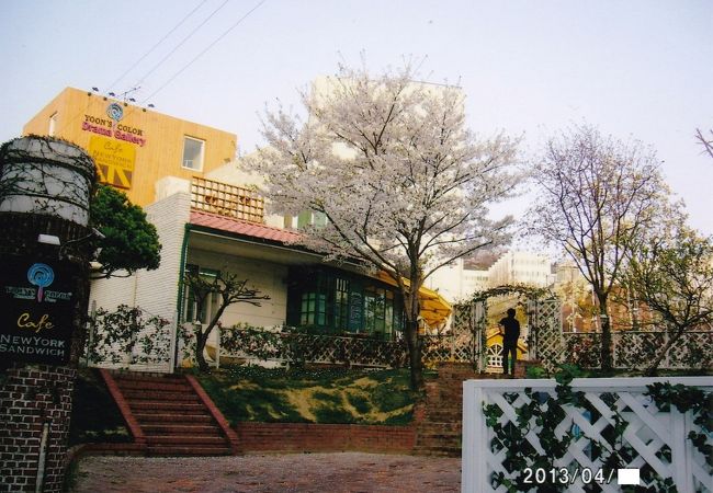 ペンキ屋のおじさんは、実は天下の監督様だった！！