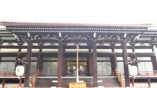 雨の本能寺を散策しました。