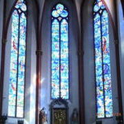 シャガールがデザインしたステンドグラスがある教会