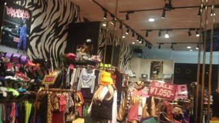 BLACK FOR LIFEをコンセプト