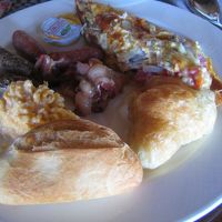 朝食は絶対クロワッサンを。