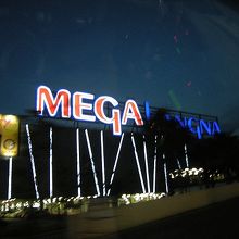 ＩＫＥＡが入っているのはこの看板のSCの中