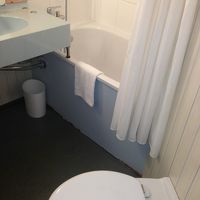 ユニットバスですがバスタブがあると疲れが取れやすいです。