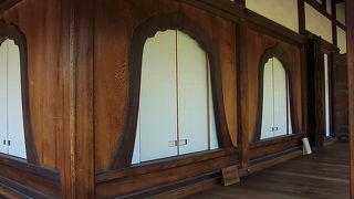 贅をこらした作り