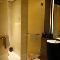 トイレとシャワーブース