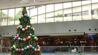 デパートのような、ショッピングモールのような