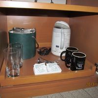 飲み物はティーバッグのお茶のみ